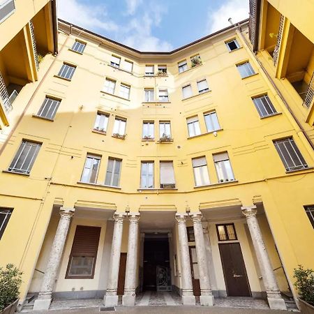 Ferienwohnung Trilocale 4/5 Ospiti In Stazione Mailand Exterior foto